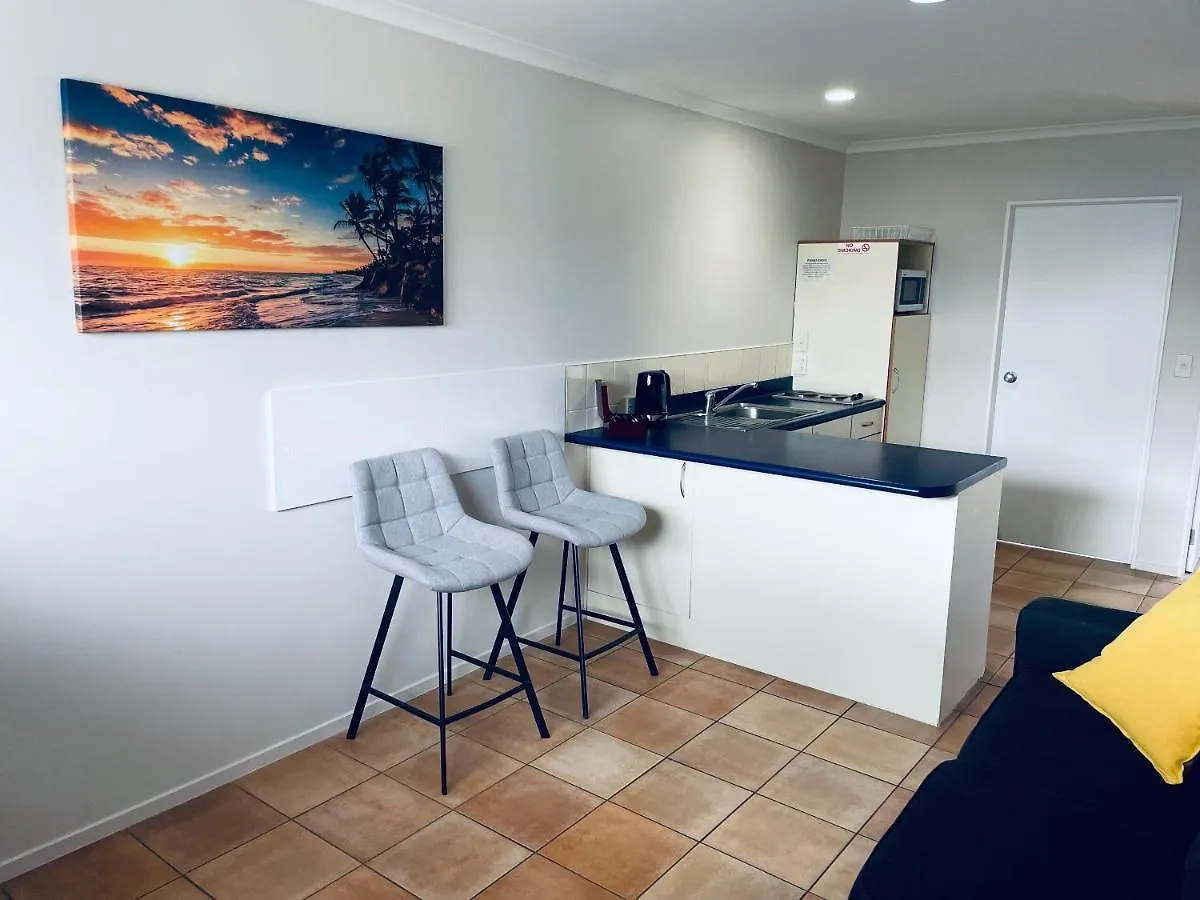 **  Cottage Park Thermal Motel Tauranga New Zealand